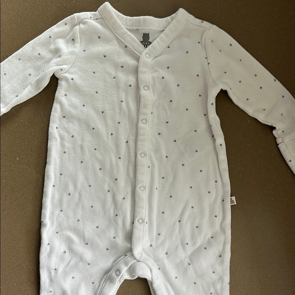 Gap White Grey Heart Pajama